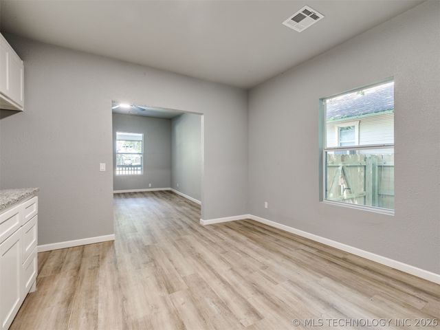 7 N Union Avenue, Tulsa, OK 74127