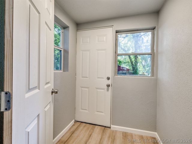 7 N Union Avenue, Tulsa, OK 74127