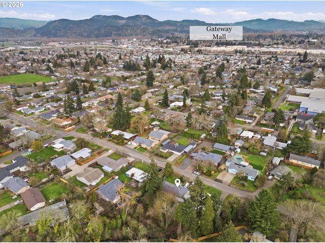 860 N VAN DUYN St, Eugene, OR 97401