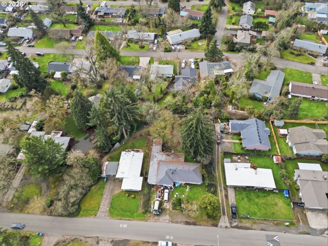 860 N VAN DUYN St, Eugene, OR 97401