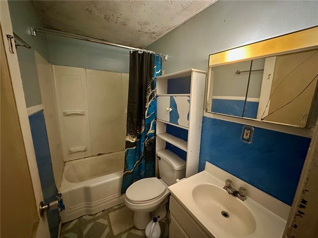 185 Jordan Ave Avenue, Gates, NY 14606