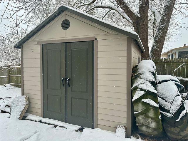 185 Jordan Ave Avenue, Gates, NY 14606