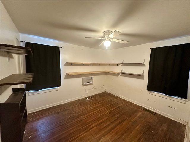 185 Jordan Ave Avenue, Gates, NY 14606