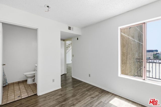 3600 Bagley Avenue 302, Los Angeles, CA 90034