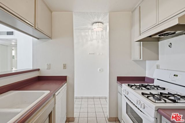 3600 Bagley Avenue 302, Los Angeles, CA 90034