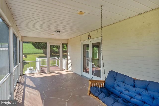 2837 TRACEYS MILL RD, Manchester, MD 21102