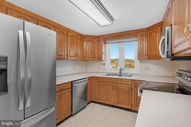 2837 TRACEYS MILL RD, Manchester, MD 21102