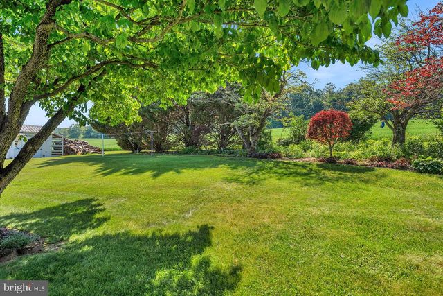2837 TRACEYS MILL RD, Manchester, MD 21102