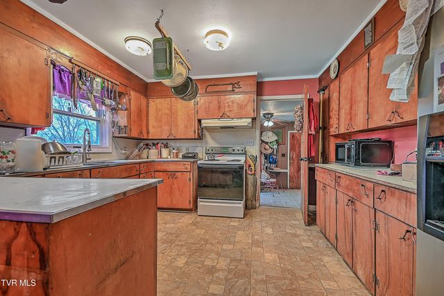 241 & 235 Shipley Ferry Road, Blountville, TN 37617