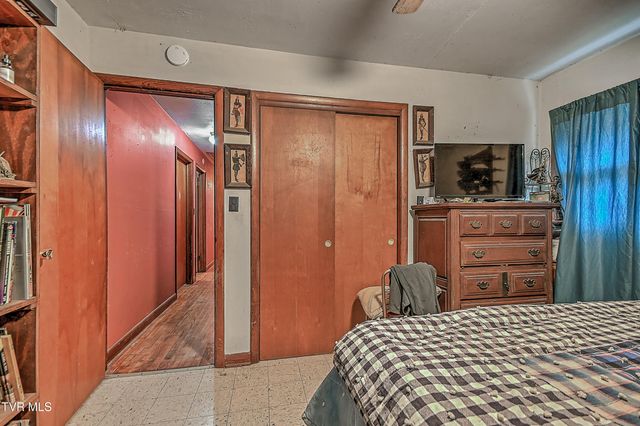 241 & 235 Shipley Ferry Road, Blountville, TN 37617