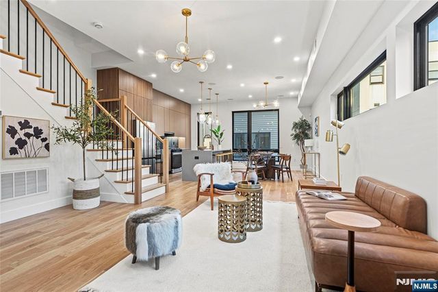 32 Hancock Avenue 3, Jersey City, NJ 07307