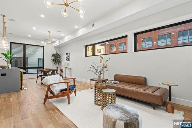 32 Hancock Avenue 3, Jersey City, NJ 07307