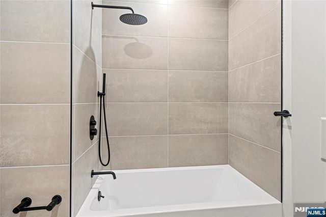 32 Hancock Avenue 3, Jersey City, NJ 07307