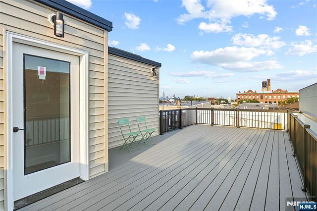 32 Hancock Avenue 3, Jersey City, NJ 07307