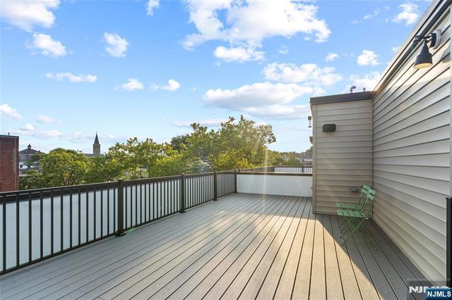 32 Hancock Avenue 3, Jersey City, NJ 07307