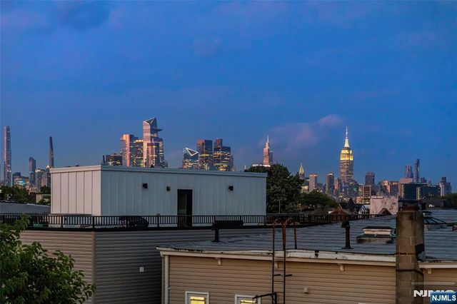 32 Hancock Avenue 3, Jersey City, NJ 07307