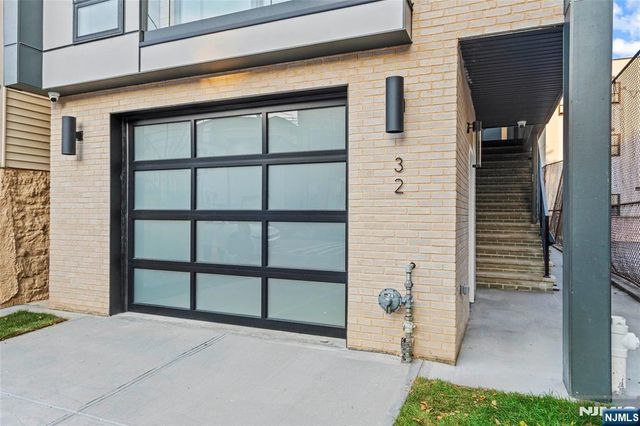 32 Hancock Avenue 3, Jersey City, NJ 07307