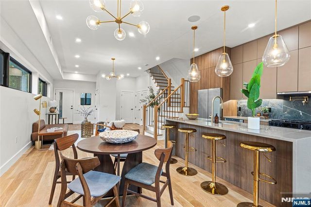 32 Hancock Avenue 3, Jersey City, NJ 07307