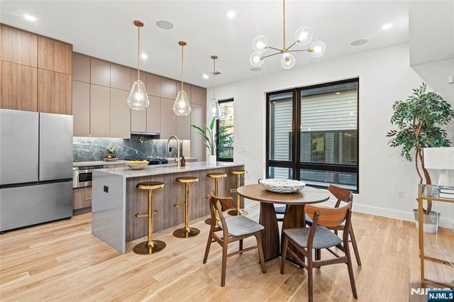 32 Hancock Avenue 3, Jersey City, NJ 07307