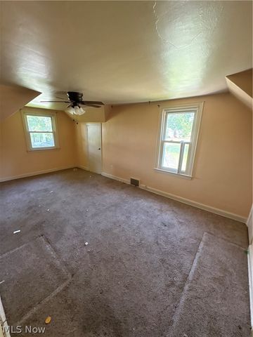 629 SE Willard Avenue SE, Warren, OH 44483