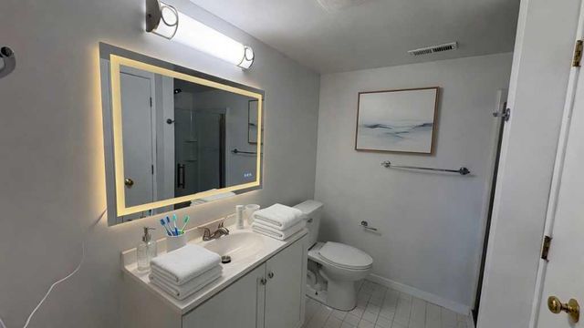 4614 Country Hill Drive SE, Grand Rapids, MI 49512