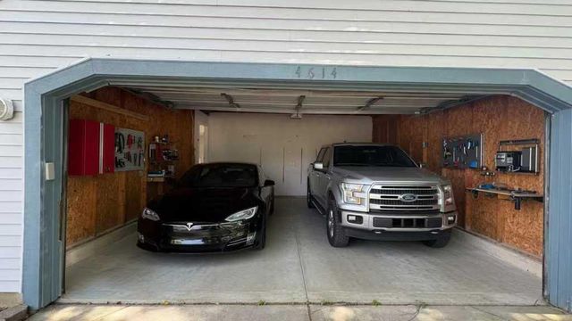 4614 Country Hill Drive SE, Grand Rapids, MI 49512