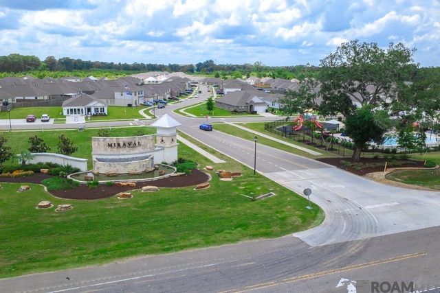 734 Lambot Ave, Zachary, LA 70791