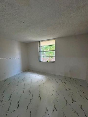8309 SW 142nd Ave G203, Miami, FL 33183