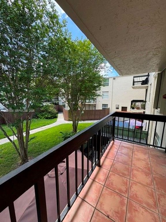 8309 SW 142nd Ave G203, Miami, FL 33183