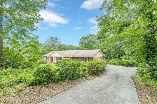 9268 Choctaw Court, Jonesboro, GA 30236