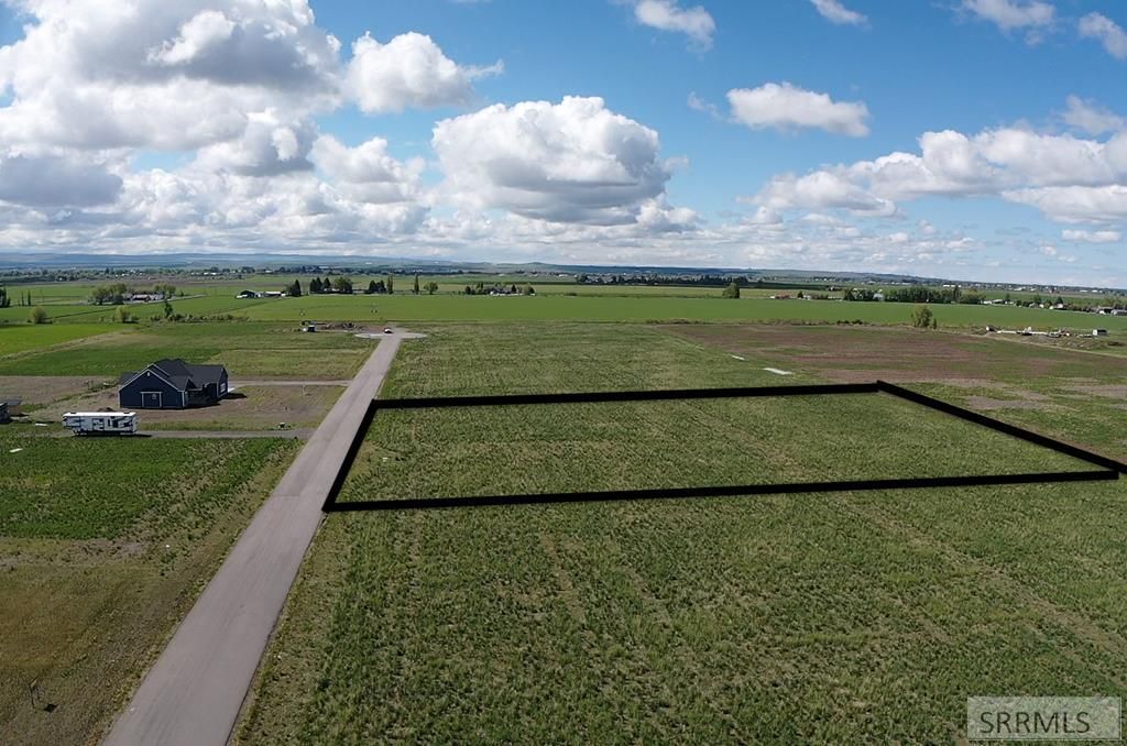 243 N 2340 E, St Anthony, ID 83445
