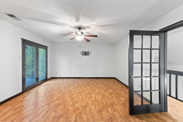 800 WALNUT BEND RD, Arlington, TN 38002