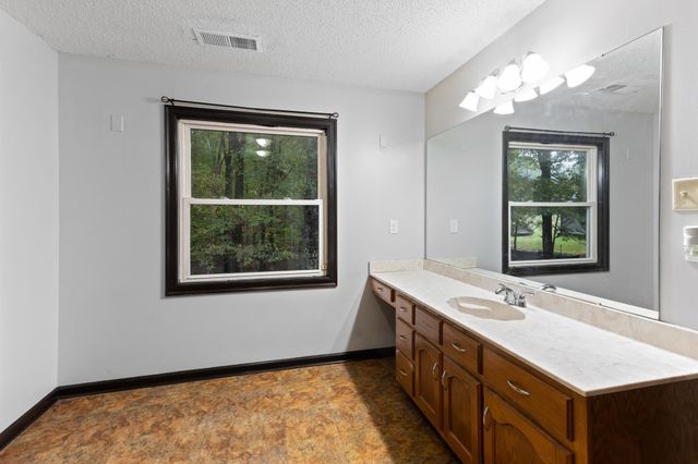 800 WALNUT BEND RD, Arlington, TN 38002