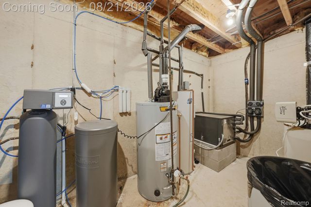 4759 Lasher Road, Dryden Township, MI 48428