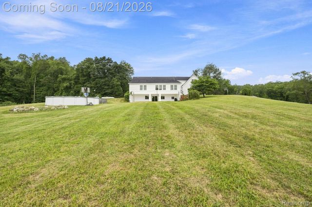 4759 Lasher Road, Dryden Township, MI 48428