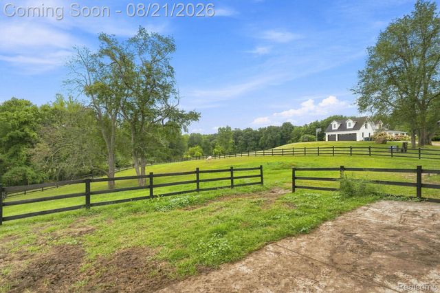 4759 Lasher Road, Dryden Township, MI 48428