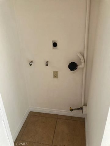 8505 Columbus Avenue 211, North Hills, CA 91343