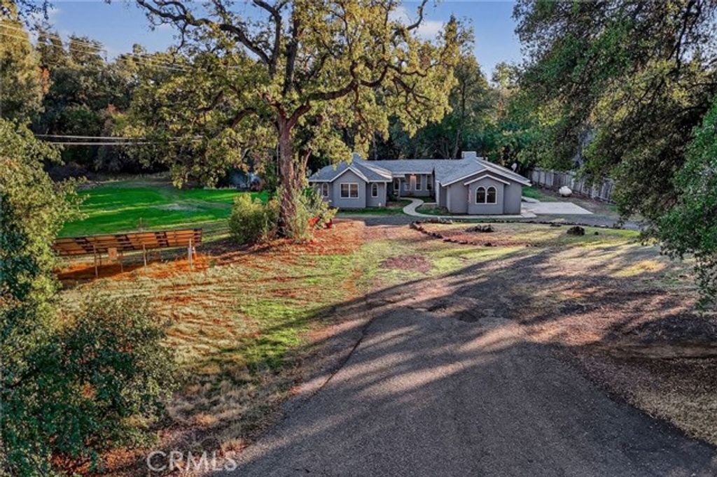 142 Honey Run Rd, Chico, CA 95928