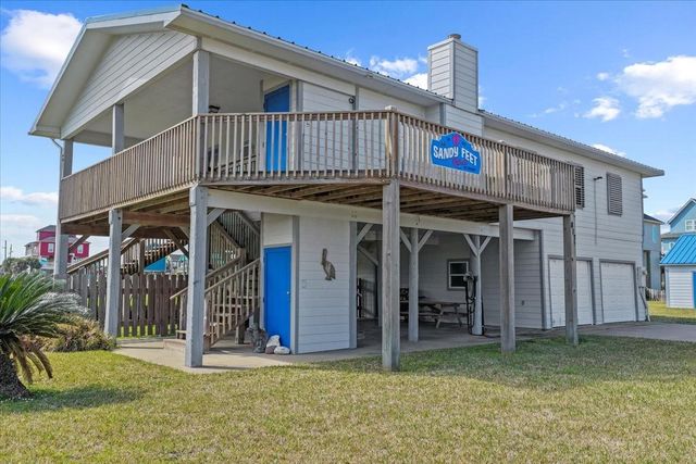 817 Westview, Crystal Beach, TX 77650