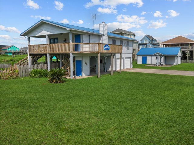 817 Westview, Crystal Beach, TX 77650