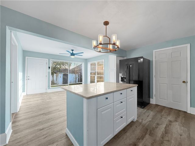 407 Palmero St, Corpus Christi, TX 78404