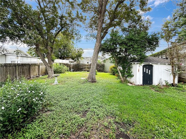 407 Palmero St, Corpus Christi, TX 78404