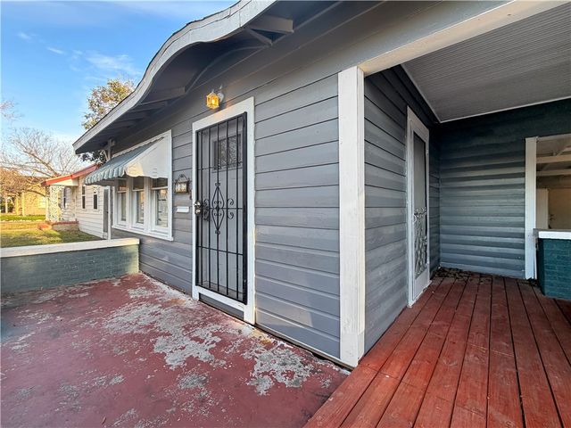 407 Palmero St, Corpus Christi, TX 78404