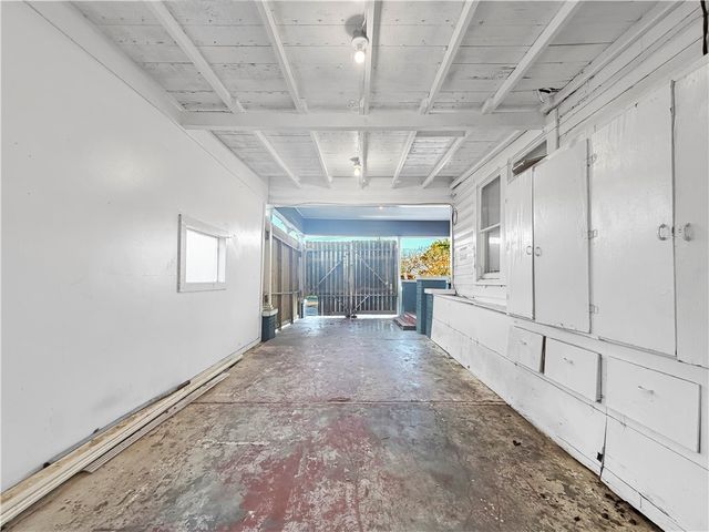 407 Palmero St, Corpus Christi, TX 78404