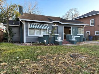 407 Palmero St, Corpus Christi, TX 78404