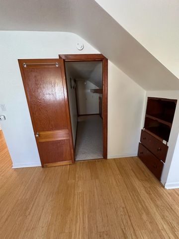 1426 Hooker AVENUE, Madison, WI 53704