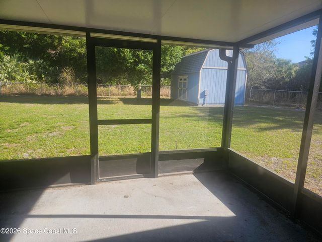 565 Elizabeth Street SE, Palm Bay, FL 32909