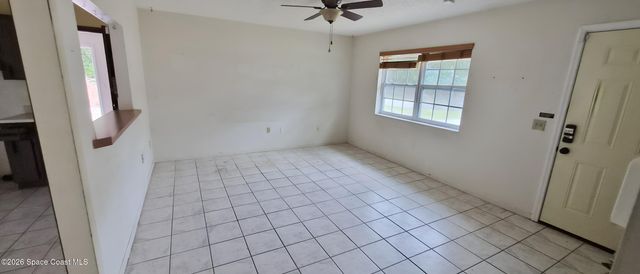 565 Elizabeth Street SE, Palm Bay, FL 32909