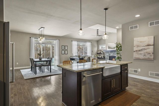 402 Burnt Sienna Drive, Middleton, WI 53562