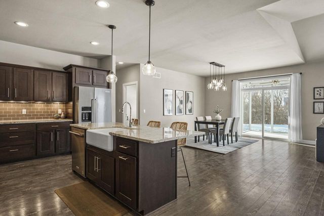 402 Burnt Sienna Drive, Middleton, WI 53562